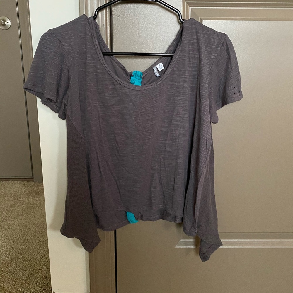 Grey crop top